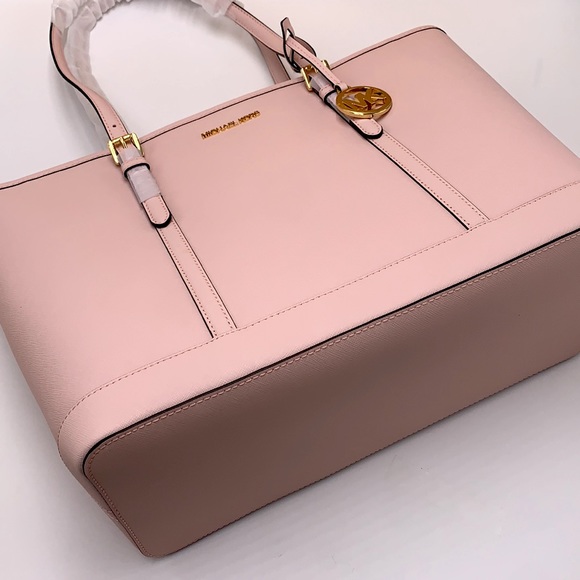 MICHAEL KORS POWDER BLUSH COLOR 
Jet Set Travel Large Saffiano Leather Tote Bag - Picture 13 of 14